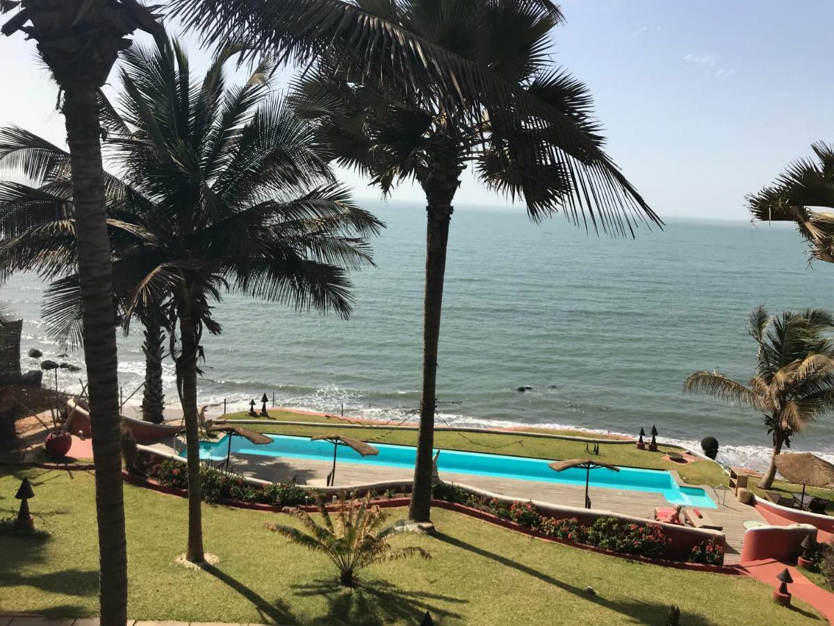 Ngala Lodge Fajara Ngoại thất bức ảnh
